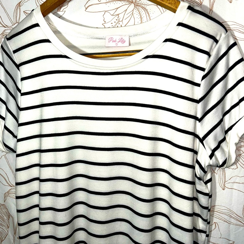 Pink Lily white classic striped dress cuff sleeves size small Women casual wear